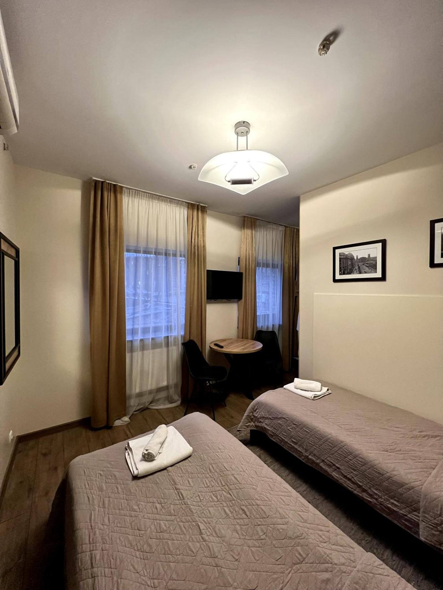 Міні-Готель Тремпель Kharkiv Extérieur photo